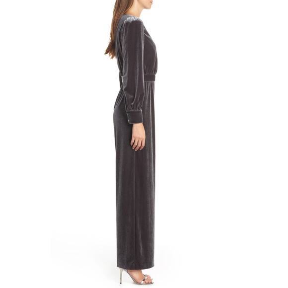 Eliza J Wrap Draped Look‎ Long Sleeves V-neck Velvet Jumpsuit Gray Size 0 - Picture 3 of 12